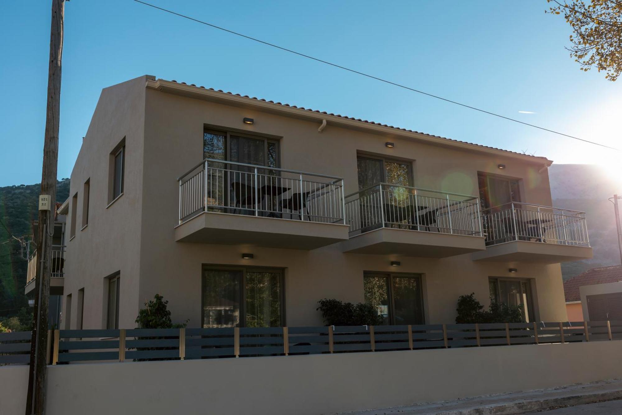 Nicole Apartment Agia Efimia
